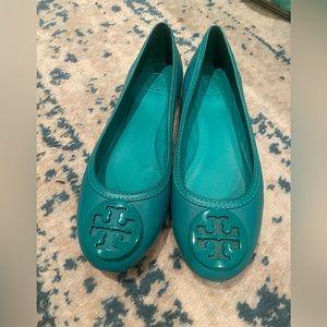 Tory Burch like new teal flats size 9!